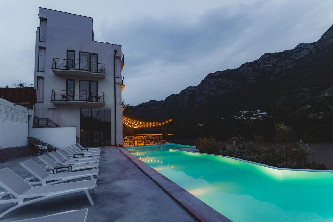 Hotel The Balcony Mtsʼkhetʼa Bagian luar foto